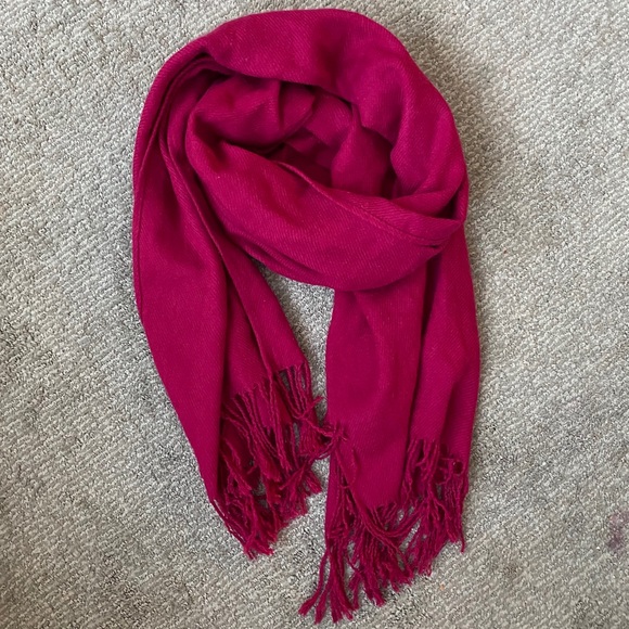 FOREVER 21 Magenta Scarf - Picture 1 of 2